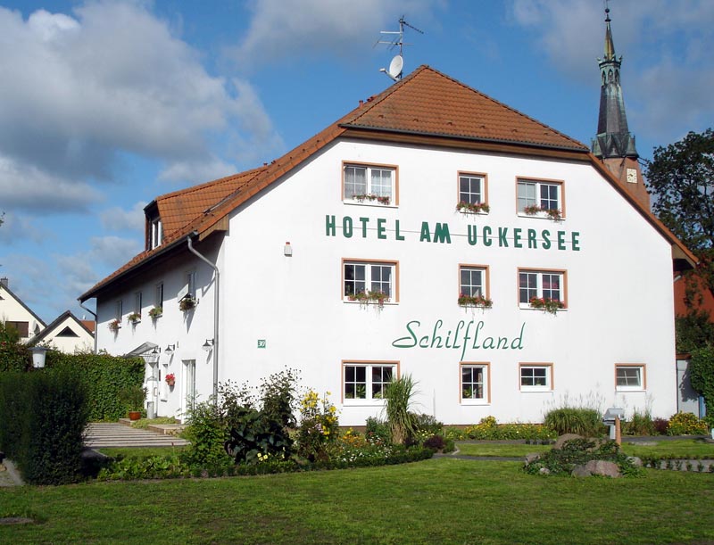 Hotel am Uckersee und Restaurant Schilfland